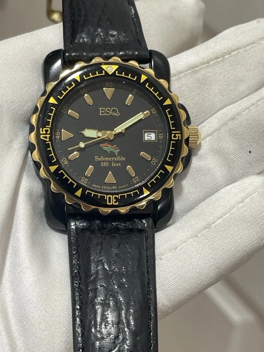 ESQ Movado Submersible Black Dial Gold Tone 330ft Diver 40mm Men’s Quartz
